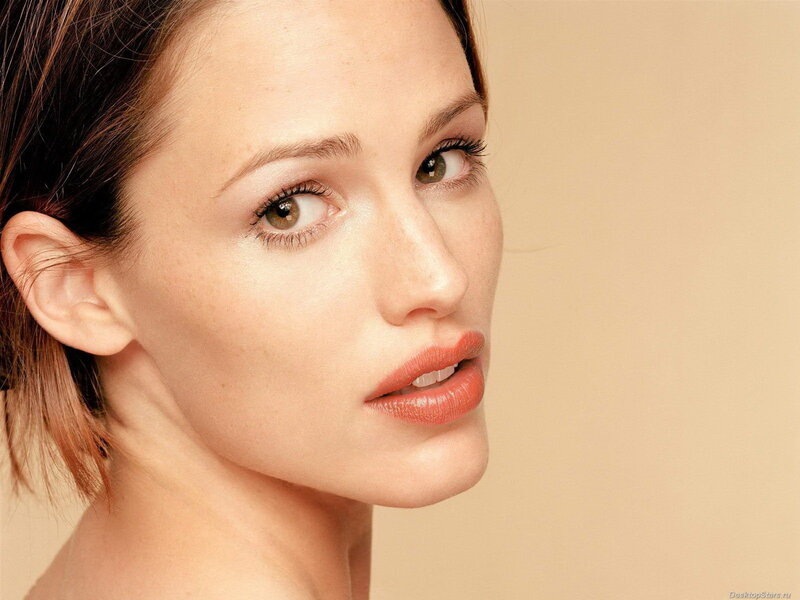 woman with brown eyes