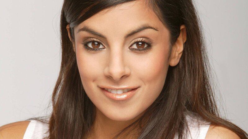 woman with brown eyes smiling