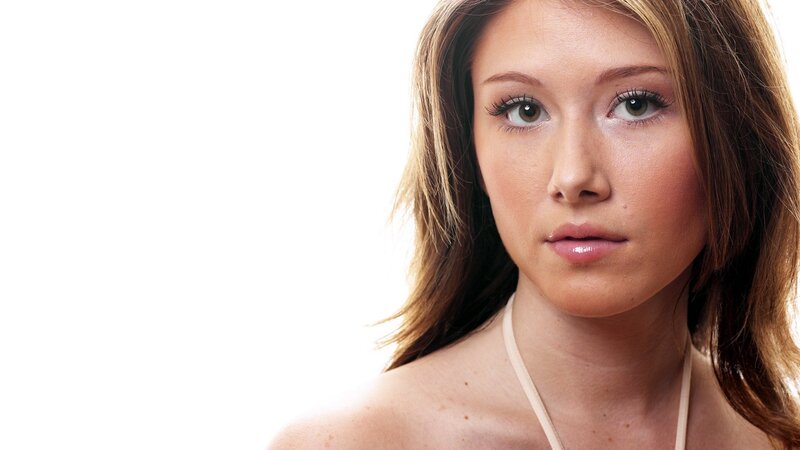 woman with brown hair