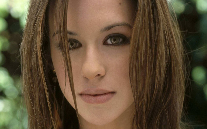 woman with brown hair