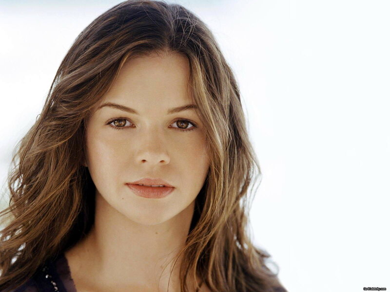 woman with brown hair