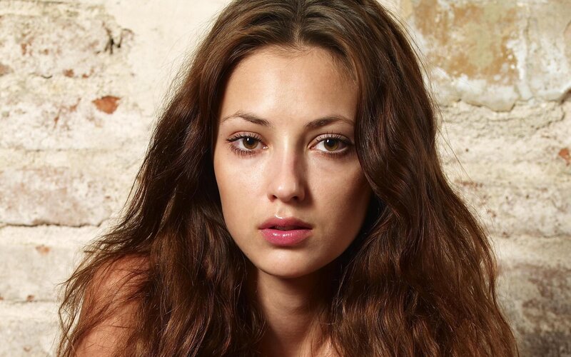 woman with brown hair
