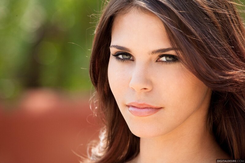 woman with brown hair