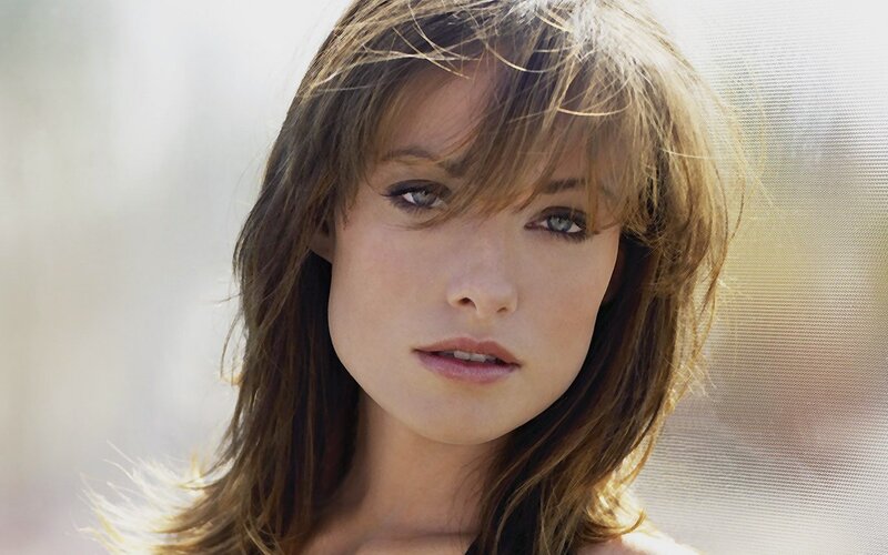 woman with brown hair