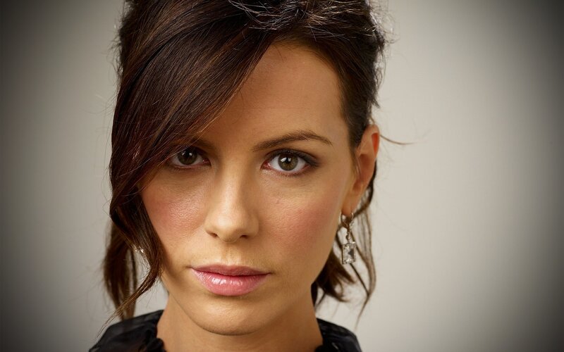 woman with brown hair