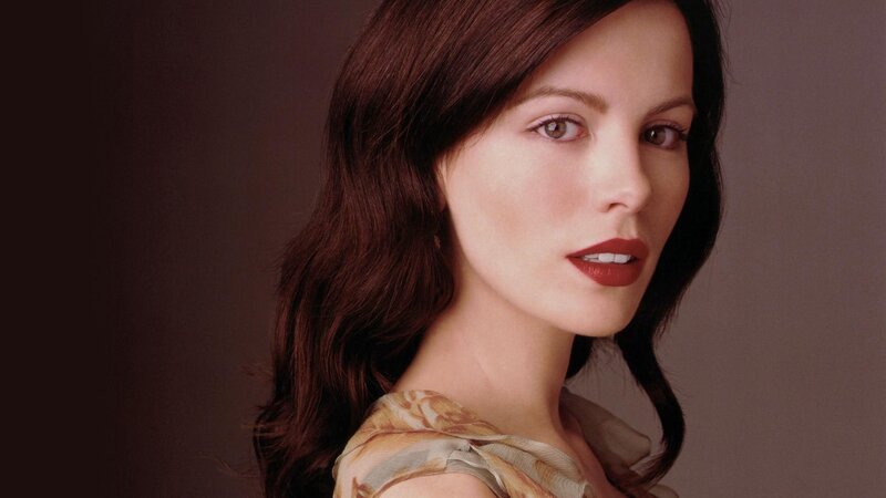 woman with brown hair