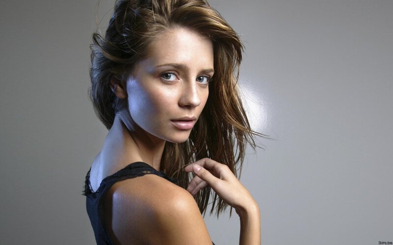 woman with brown hair