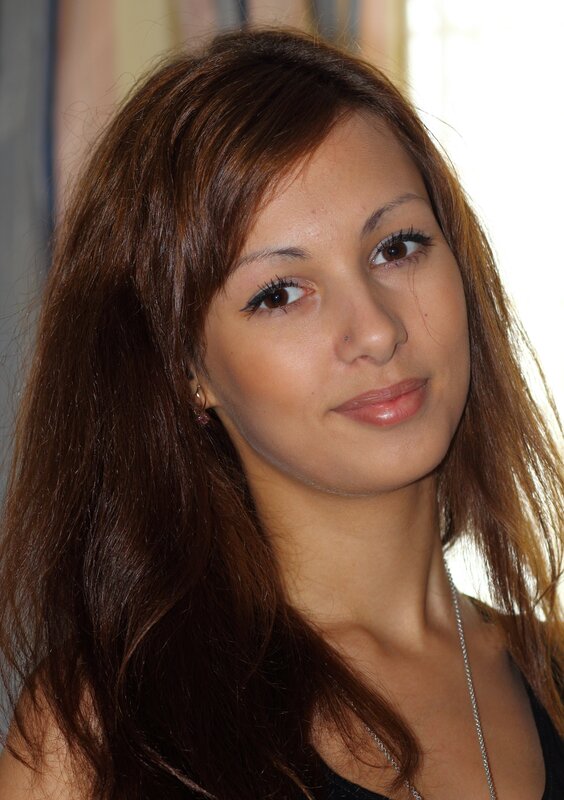 woman with brown hair