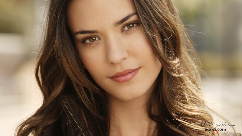 woman with brown hair