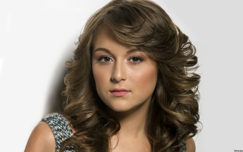 woman with brown hair