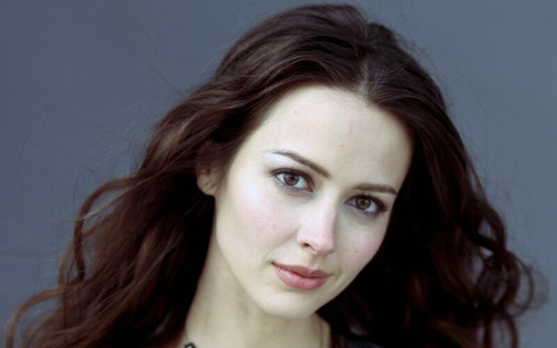 woman with brown hair