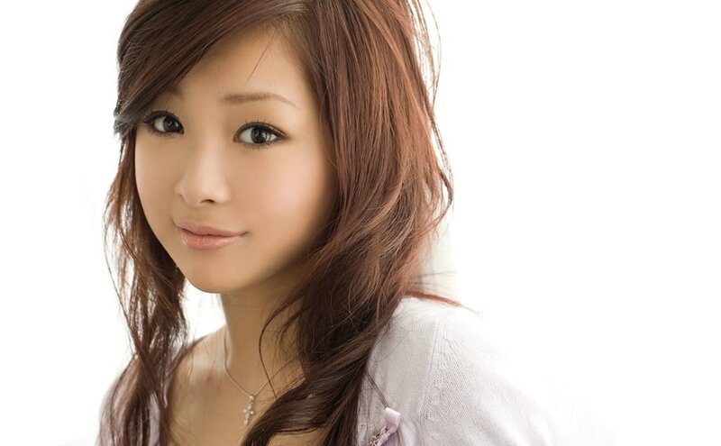 woman with brown hair