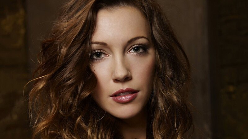 woman with brown hair