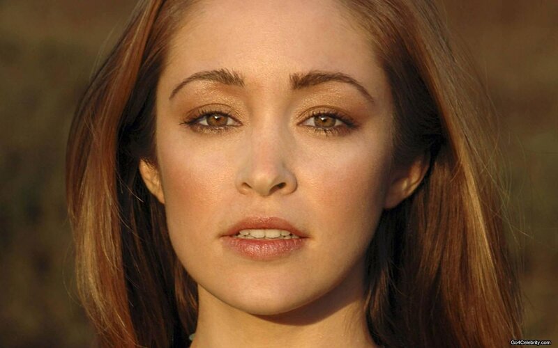 woman with brown hair