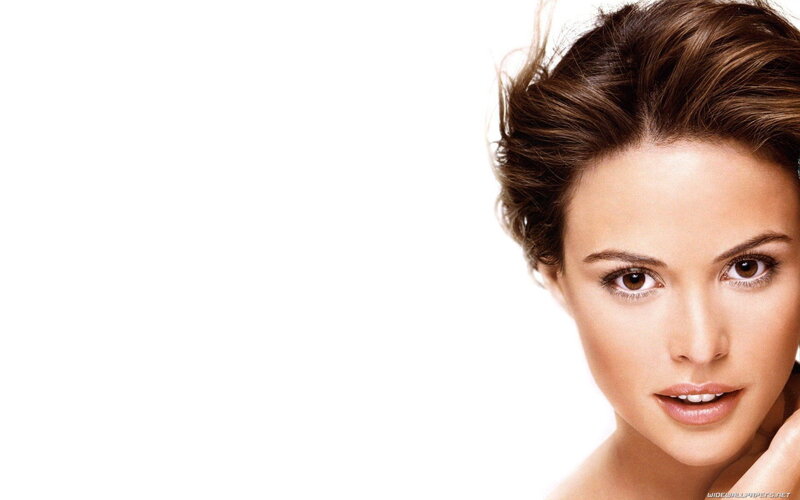 woman with brown hair