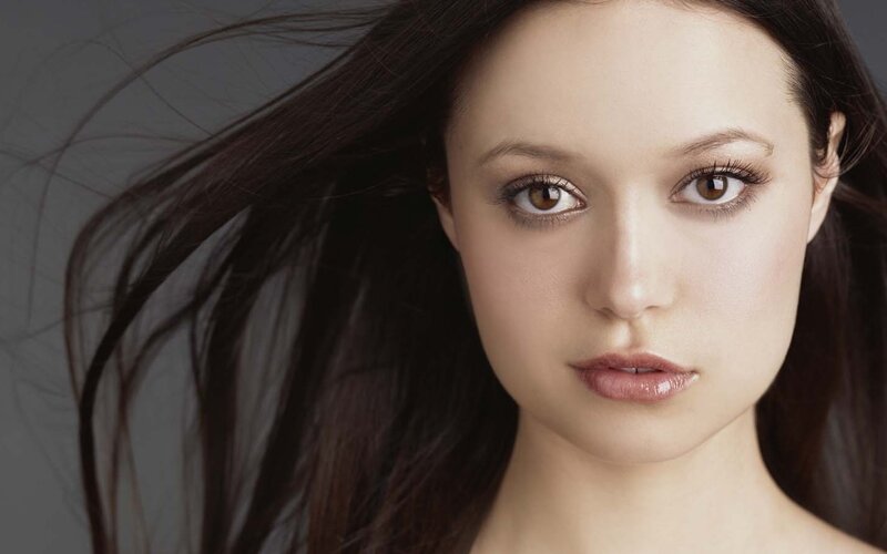 woman with brown hair