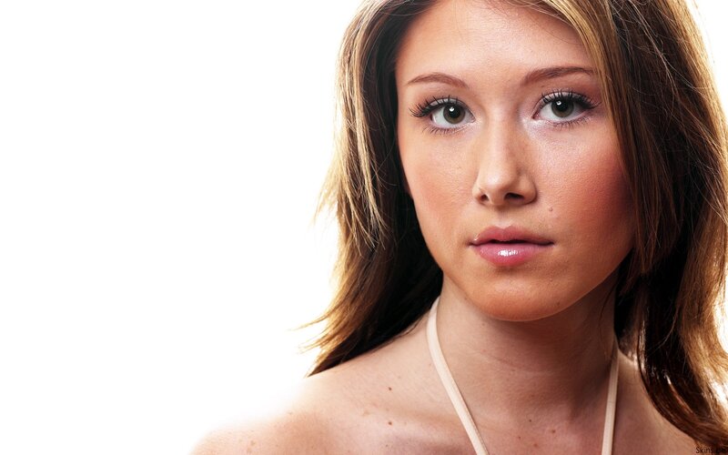 woman with brown hair