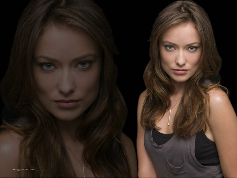 woman with brown hair and green eyes