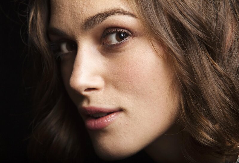 Woman with Brown Hair — Dramatic, Photograph, Brown Eyes, Makeup