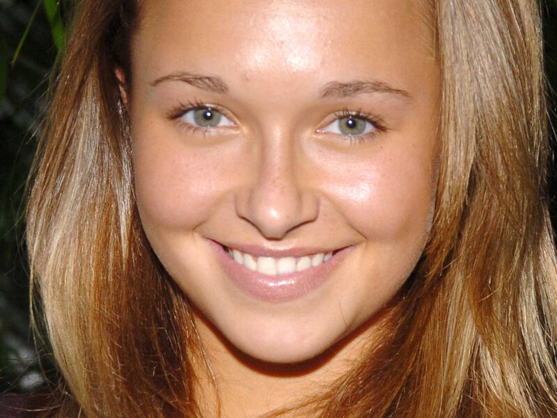 Woman with Brown Hair — Happy, Photograph, Eyes