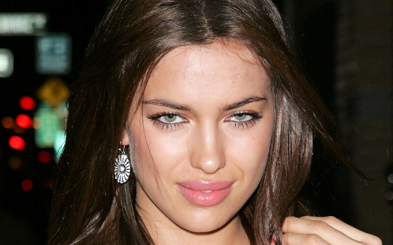 Woman with Brown Hair — Neutral, Night, Photograph
