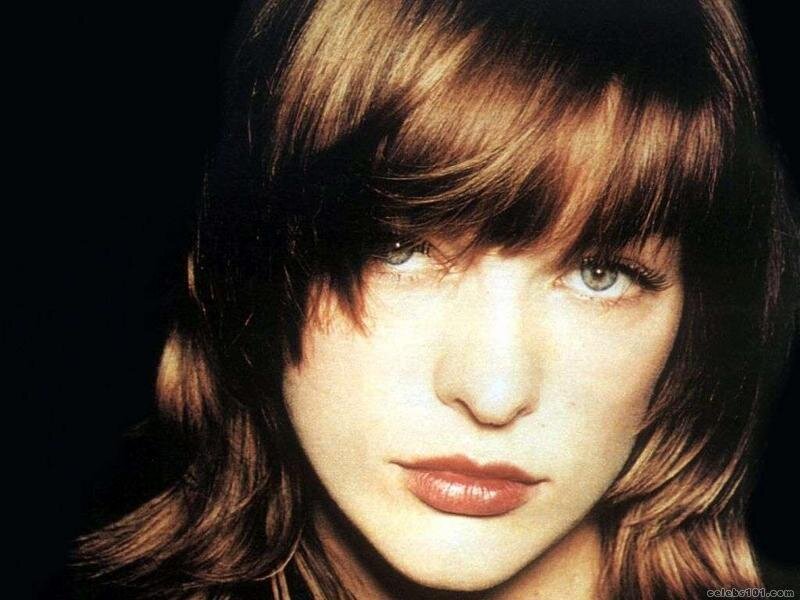 Woman with Brown Hair — Serious, Photograph, Eyes, Lipstick