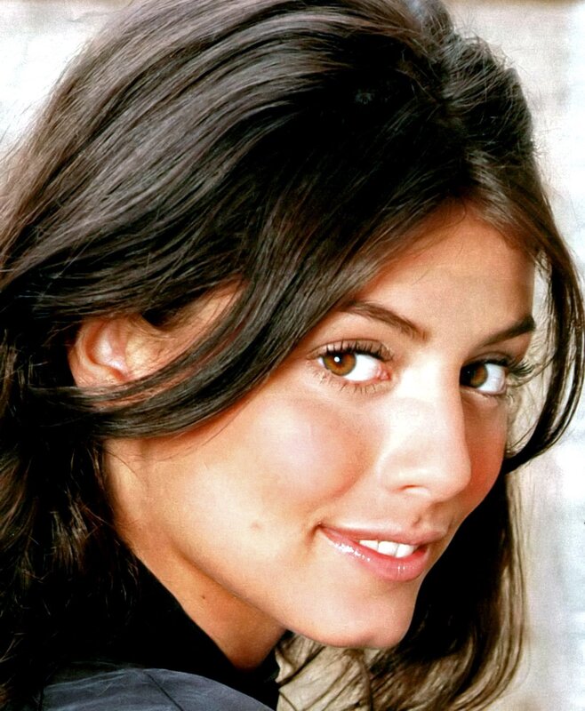 woman with brown hair smiling
