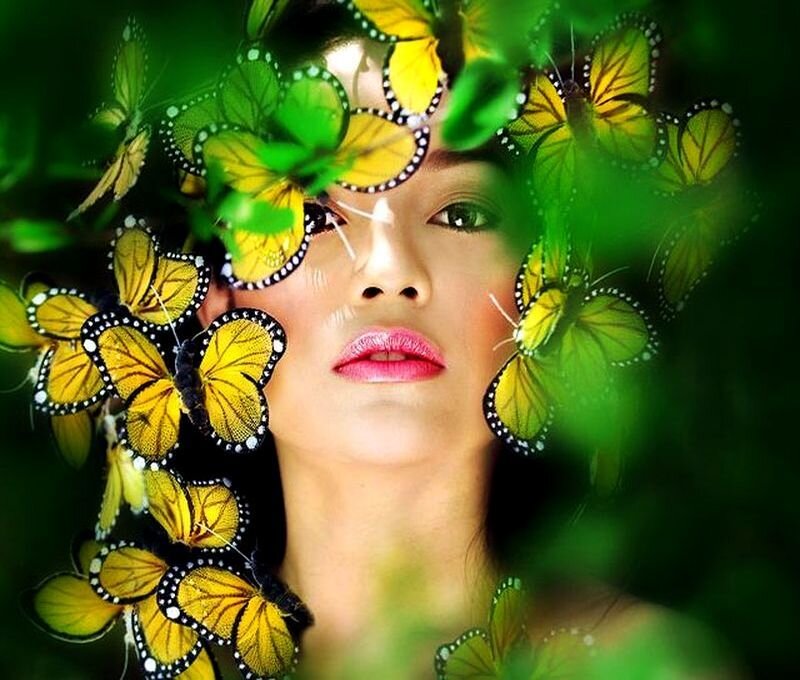 Woman with Butterflies — Green