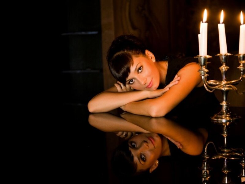 Woman with Candles — Black
