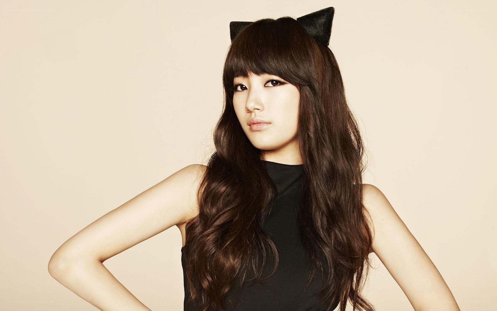 woman with cat ears