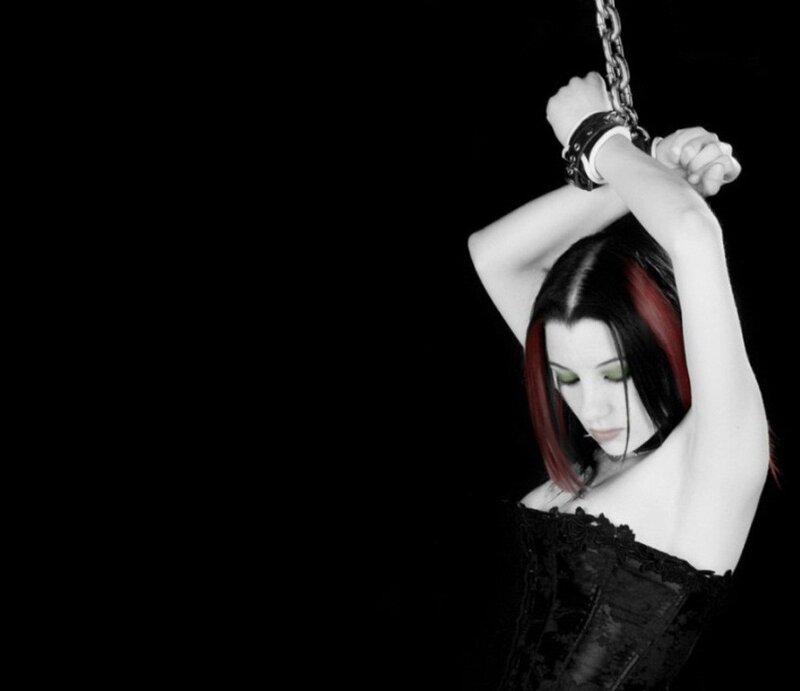 woman with chains and red hair