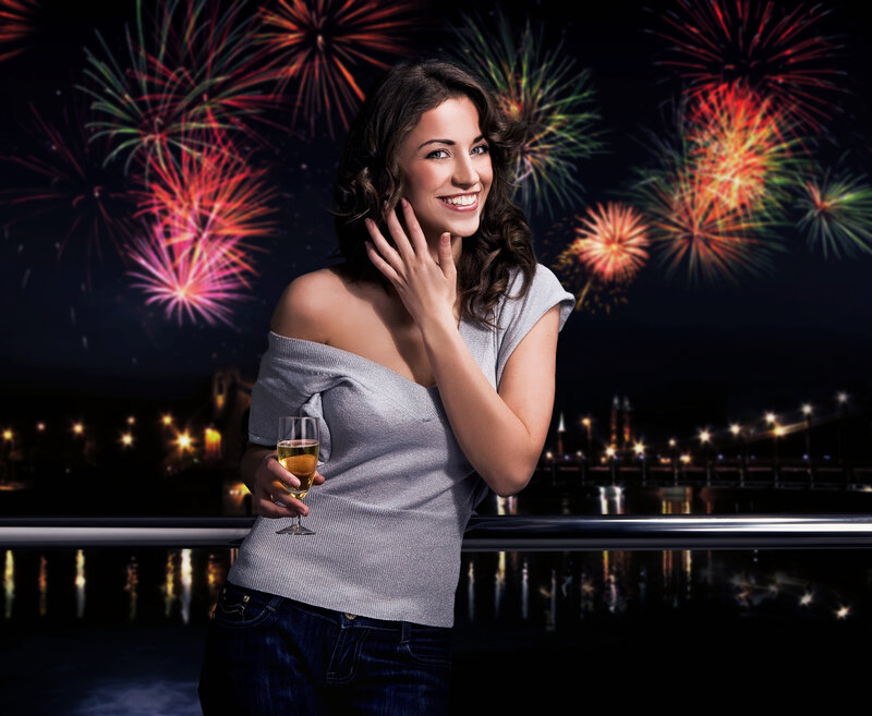 Woman with Champagne Glass — Black