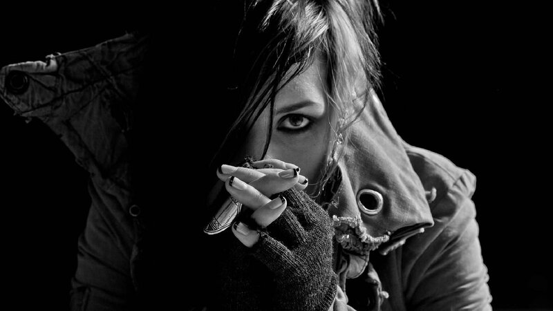 woman with cigarette in black and white