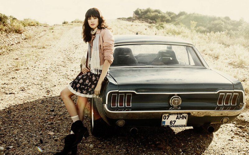 woman with classic car