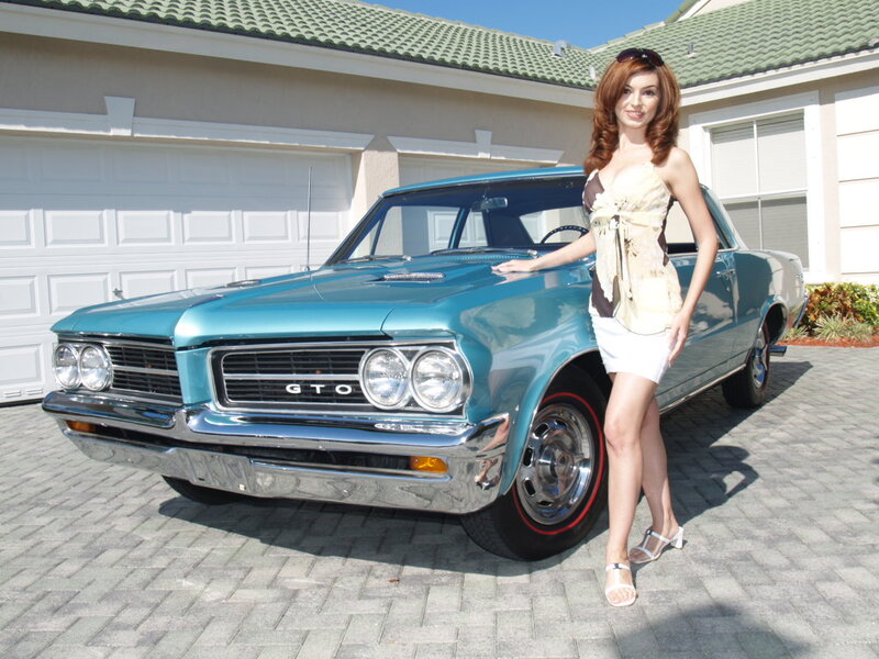 Woman with Classic Car — Blue, Bright