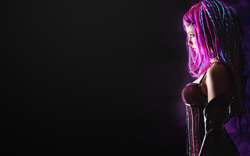 woman with colorful dreadlocks