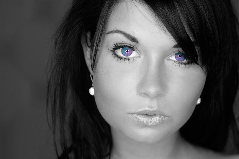 woman with colorful eyes