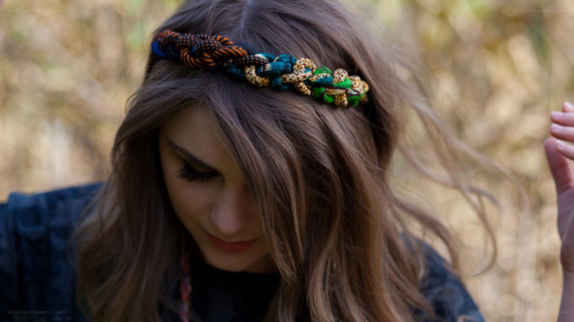 woman with colorful headband