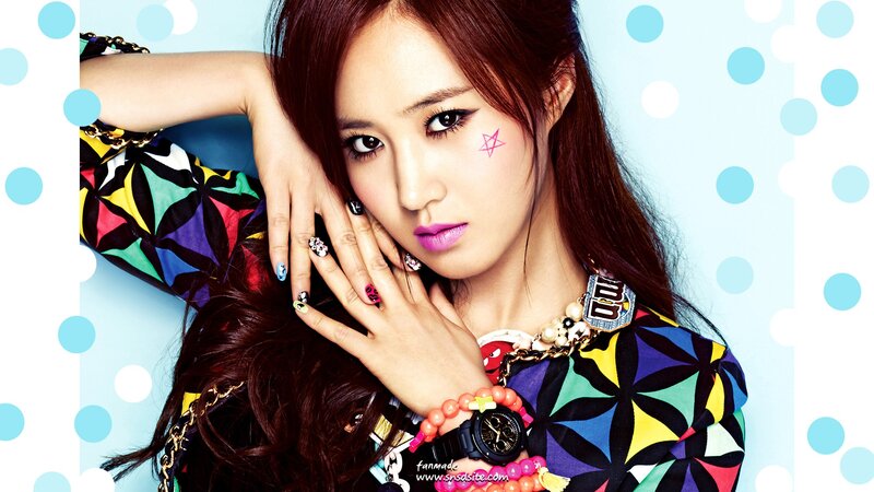 woman with colorful outfit