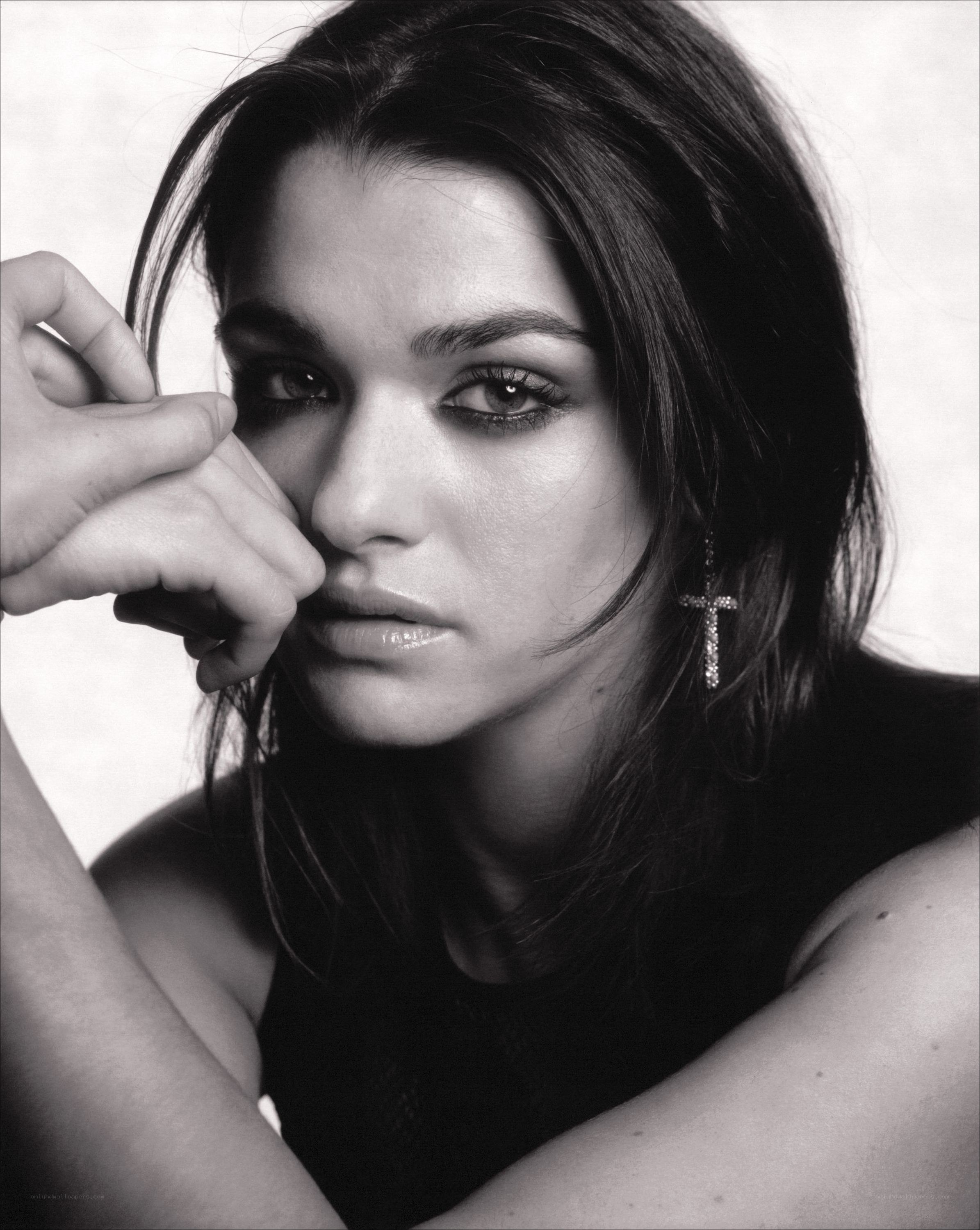 woman with cross earring