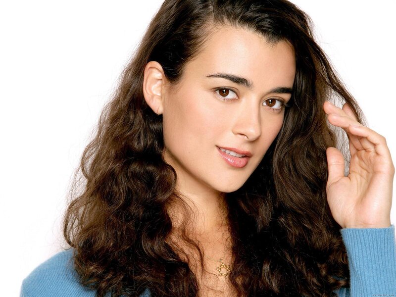 woman with curly hair