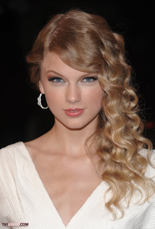 Woman with Curly Hair — Blonde, Formal, Photograph