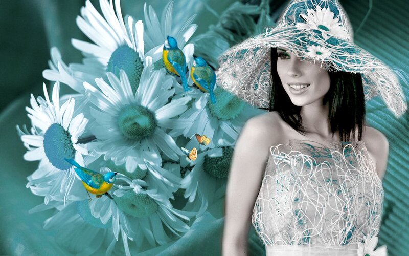 Woman with Daisies — Teal