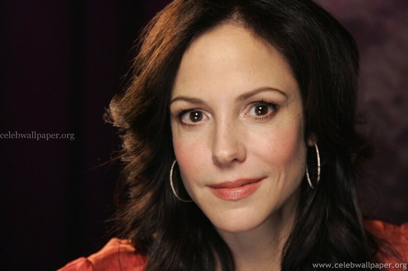 Woman with Dark Hair — Brown, Neutral