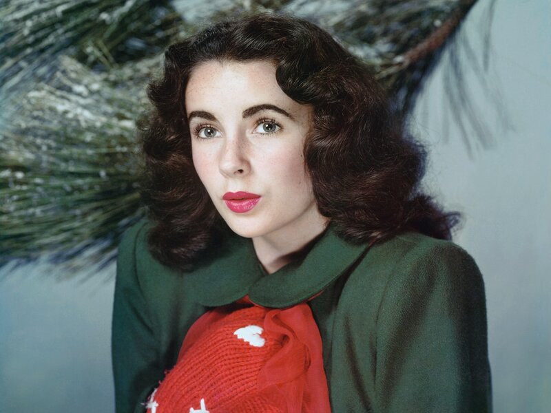 Woman with Dark Hair — Green, Calm, Winter