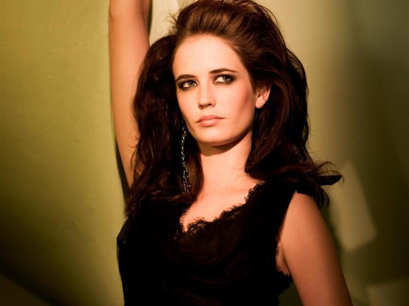 woman with dark hair posing
