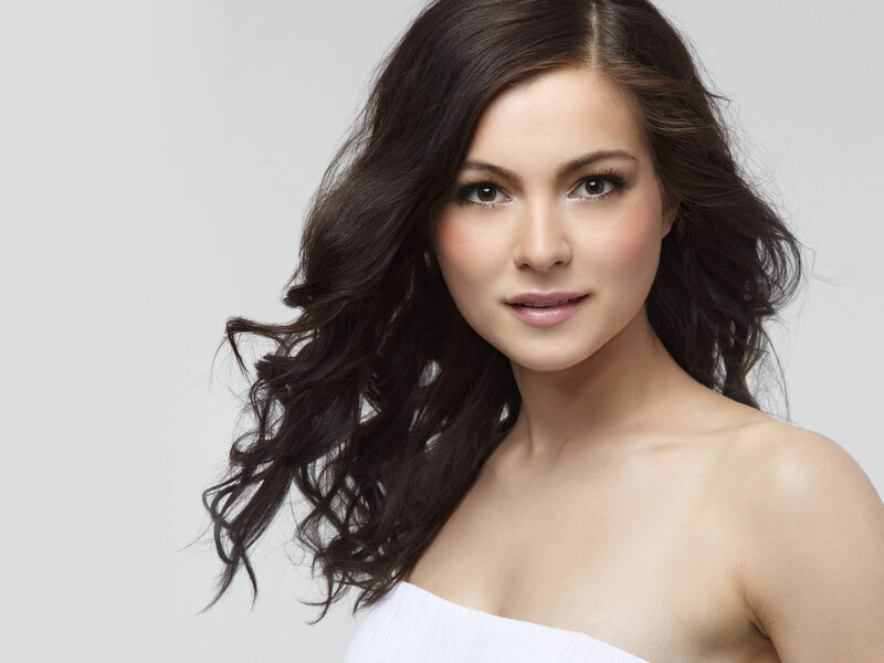 woman with dark wavy hair