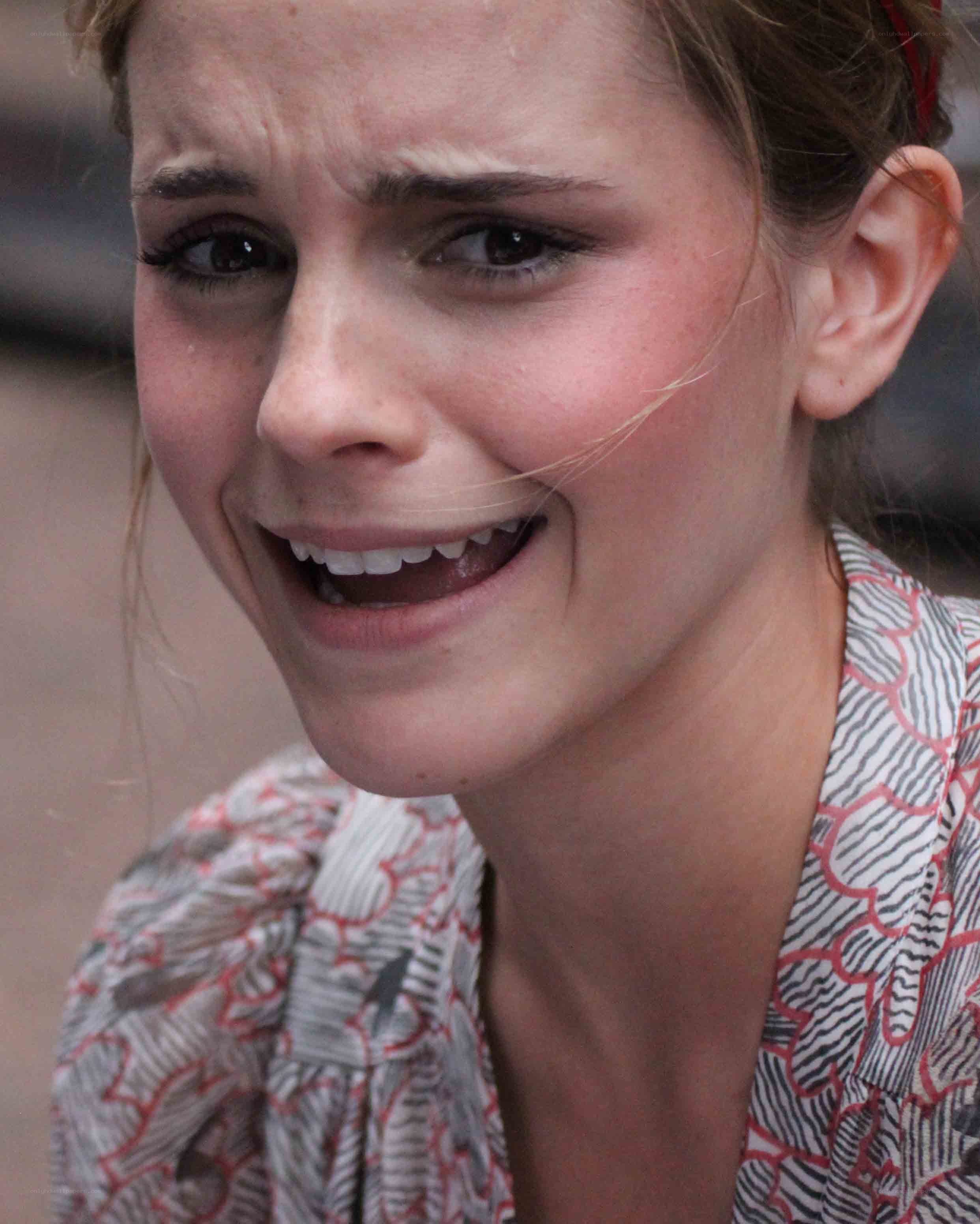 woman with distressed expression