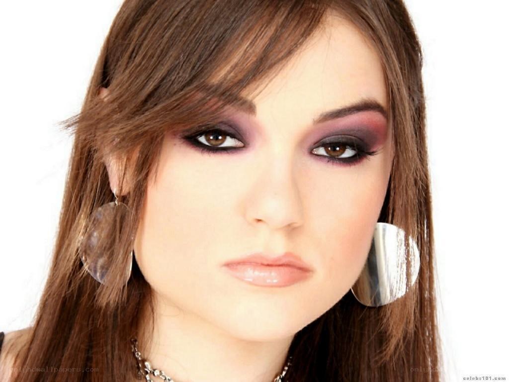 woman with dramatic eye makeup
