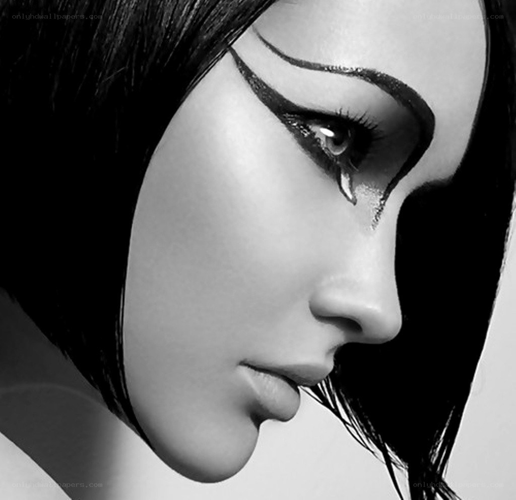 woman with dramatic eye makeup